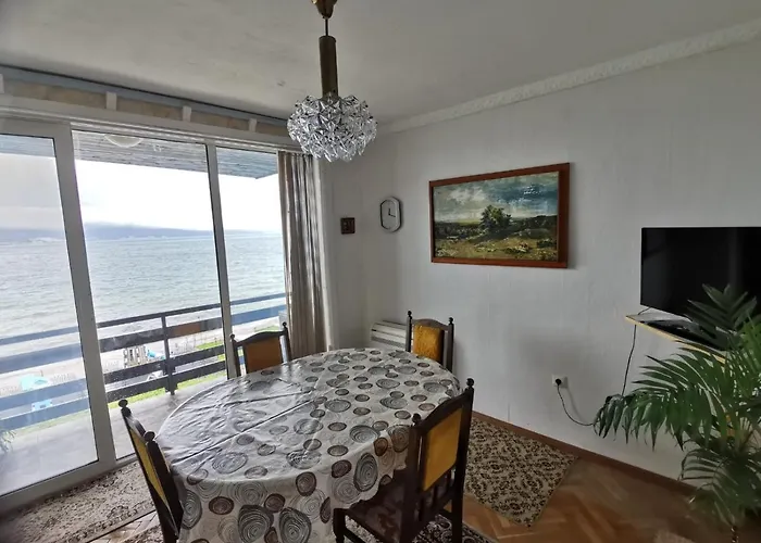 Coastal Апартаменти